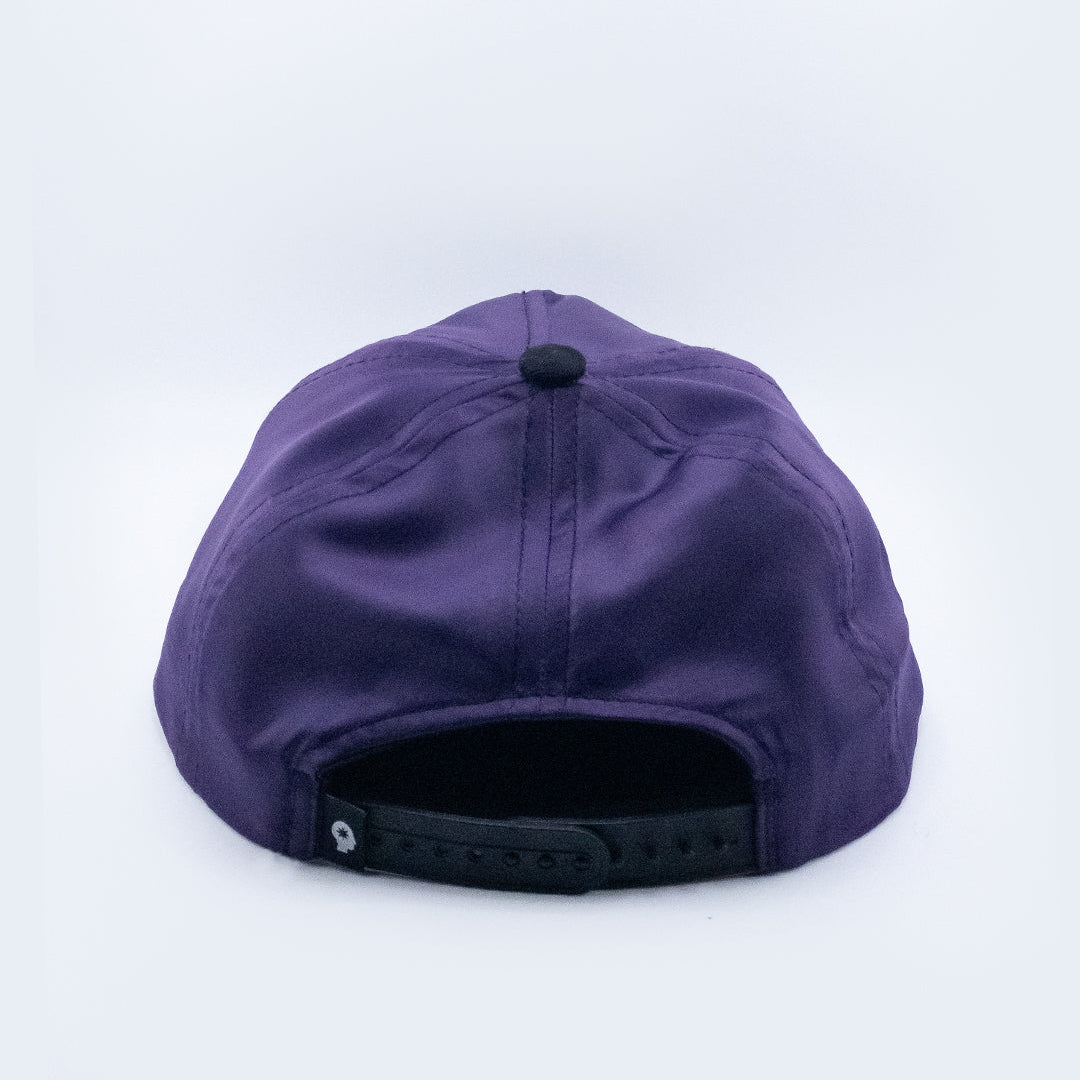GORRA PÚRPURA SATINADA - 1996 x True Fellas Tattoo