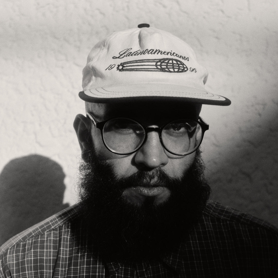 GORRA AJUSTABLE - Latinoamericanos con Glueeyes
