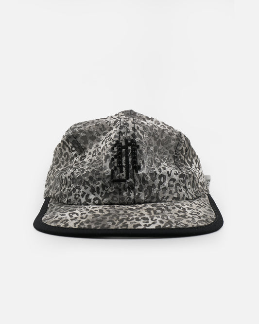 GORRA ANIMAL ATLÉTICA - Hermanos ©  2025 / Four panels